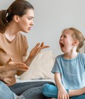 Hình ảnh: Hướng dẫn ba mẹ cách ứng xử khi trẻ hay đánh người khác