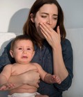 Hình ảnh: Muốn cải thiện chứng mất ngủ sau sinh Mẹ nên ăn gì