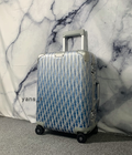 Hình ảnh: Vali với sự kết hợp mãnh mẽ từ 2 nhà thiết kế nổi tiếng rimowa và dior