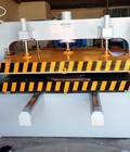 Hình ảnh: Máy cắt dây tia lửa điện EDM