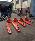 Hình ảnh: Xe nâng tay thấp càng ngắn nâng 2.5 tấn