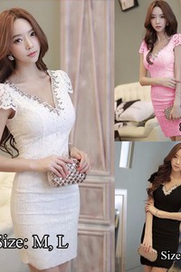 Đầm ren hoa cổ đính hạt đá sang trọng VD280