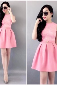 Đầm xòe phối ren kèm belt VD316