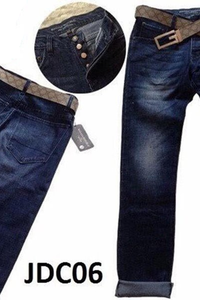 Quần jean ống con skinny