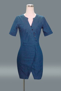 Đầm jean cổ chéo