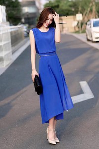 Đầm maxi voan tà lệch ấn tượng