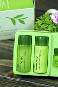 Set dưỡng trà xanh Innisfree Green Tea Balancing Special Kit
