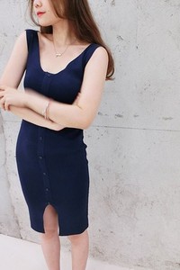 Đầm len dọc nút