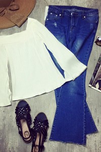 Quần jean ống loe