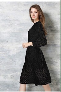 Đầm ren hoa cao cấp - CHST-601