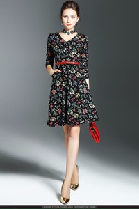 Đầm xòe hoa kèm nịt - CHST-394