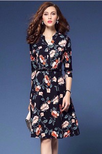 Đầm họa tiết hoa