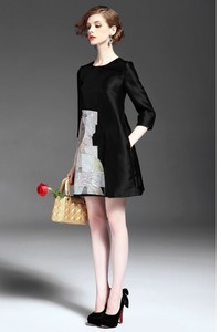 Đầm thun thắt nơ sau họa tiết thêu - CHCC-226