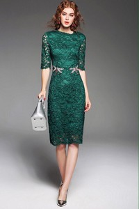 Đầm body ren đính chuồn chuồn - CHST-577