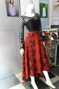 Dạ Hội Xòe Phối Ren