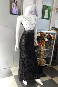 Đầm Dạ Hội Ren Hoa Đen