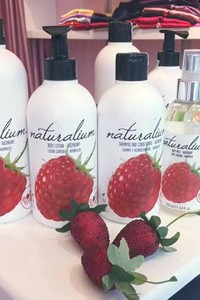 Sản phẩm chăm sóc da Naturalium