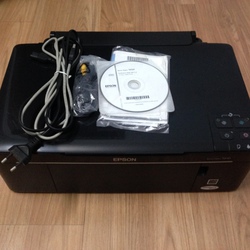 Thanh lý máy in phun màu đa năng Epson TX121 in, scan, copy giá rẻ