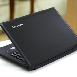 Bán laptop LENOVO CORE I5,ram 4gb,ổ 500gb,card rời 6T8