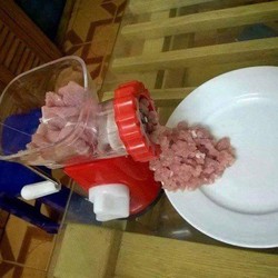  máy say thịt bằng tay nhỏ gọn tiện dùng giá chỉ: 95k