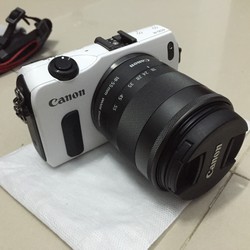 Canon eos m