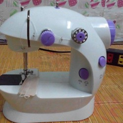 Máy khâu mini