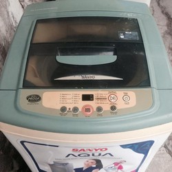 MÁY GIẶT Sanyo 7,8kg đang dùng tốt