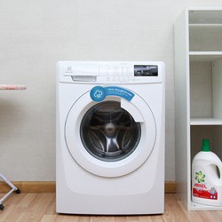 Máy giặt Electrolux lồng ngang EWF85743 7,5 Kg 850 vòng/phút