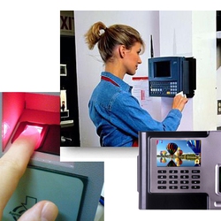 Mua máy chấm công loại nào tốt, ở đâu giá rẻ nhất