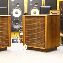 Loa Altec Lansing 604D Đẹp xuất sắc, quý hiếm. Loa JBL L7 chân zin