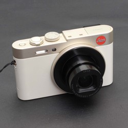 Bán Leica C (Light Gold) máy ảnh do Audi thiết kế.