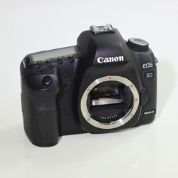 Bán body Canon 5D mark II, len 17 40mm f4L, 24 70mm f2.8L