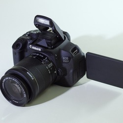 Bán máy ảnh Canon EOS 700D len 18 55mm STM. Giá cả bộ 8tr3