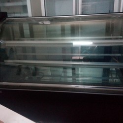 Tu banh kem cũ 1,5 m
