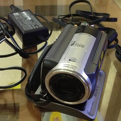 Máy quay Sony DCR SR80