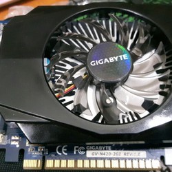 Bán 20 card gigabyte GT420 2G,128bit,d3 giá 550k