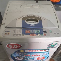 Máy giặt Toshiba cửa đứng 9Kg nguyên bản