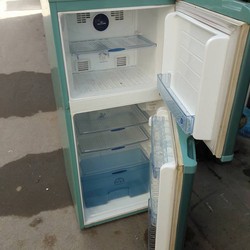 Tủ lạnh Daewoo 155L ga lốc nguyên bản nội thất đầy đủ