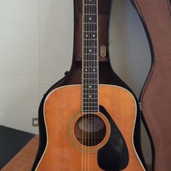 Đàn Guitar Acoustic Yamaha FG-200D