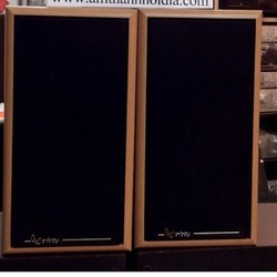 Loa Infinity RS 325 dòng loa bookshelf bass dày và rộng