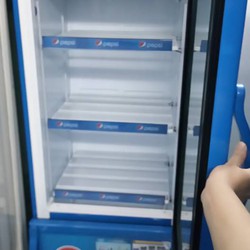 tủ mát Pepsi 400L mới 98%, mát lạnh nhanh, bh 12 tháng, chạy êm, ngăn rộng, 