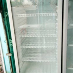 tủ mát Sanaky 350L mới 88%, lóc ga zin, chạy êm, bh 6 tháng, ngăn rộng, mát lạnh nhanh, tiện dụng