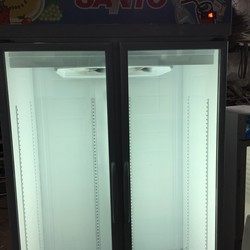 Tủ mát cũ Sanyo 2 cánh 1.000 lít, mới 90%,