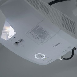 Máy chiếu tương tác Canon LV WV300USTi