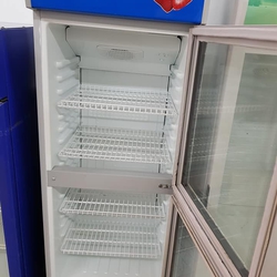 tủ mát 310L SANAKY mới 90%, bh 6 tháng, zin ngăn rộng, chạy êm