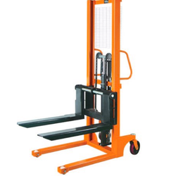 Bán xe nâng tay cao Meditek nhập khẩu nguyên chiếc giá rẻ toàn quốc