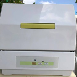 Có cái máy Panasonic NP TCB1 đời 2014 mới về còn mới lắm nha