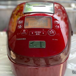 Nồi cơm điện cao tần IH Toshiba RC 10VRJ HÚT CHÂN KHÔNG Dung tích 1L date 2016