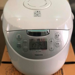 Nồi cơm điện cao tần IH TOSHIBA RC-18HK 1.8LIT new 100% đời 2016