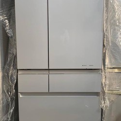 Tủ lạnh nội địa PANASONIC NR F553HPX date 2018